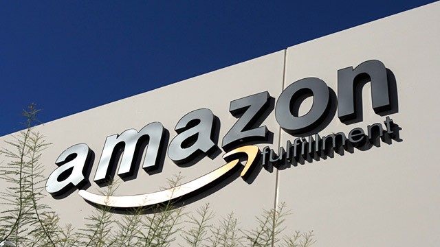 DNC leader demands Amazon ban books - WND