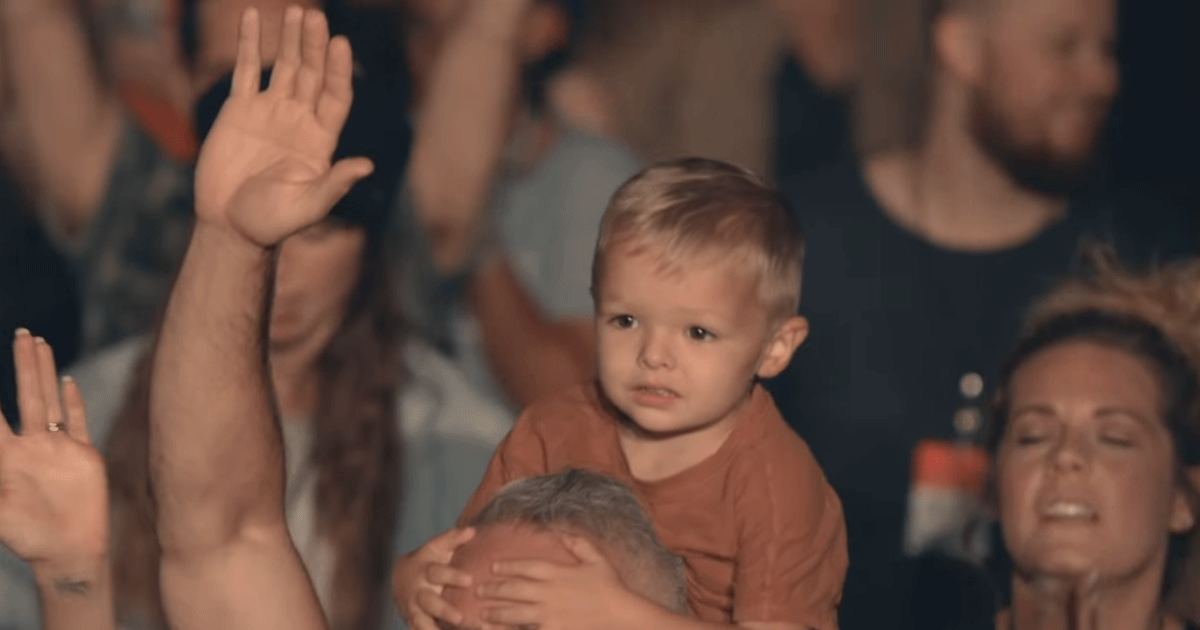The Powerful Testimony Behind Bethel Music’s New Song ‘Raise A Hallelujah’ | God TV