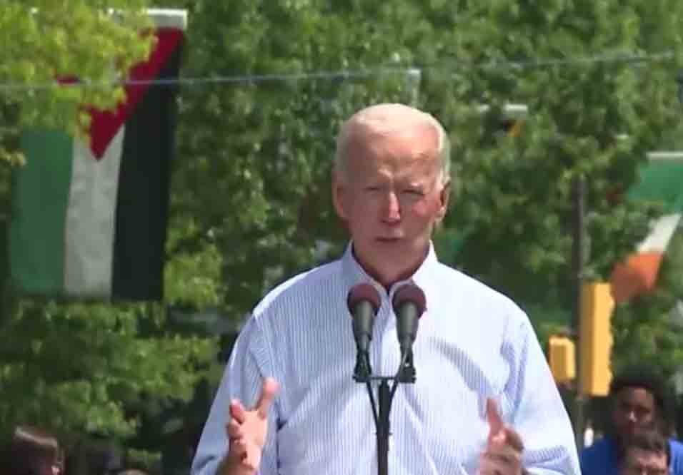 Biden takes credit for the economy & suggests Trump's a tyrant & dictator