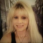 JulieOfallon Profile Picture