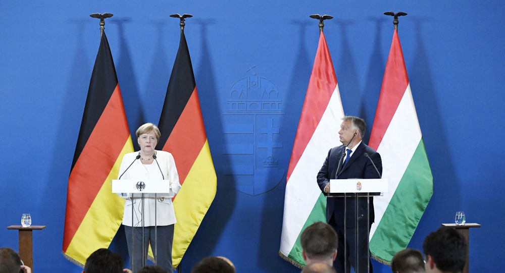 So zelebrierten Merkel und Orban den 30. Jahrestag der Massenflucht der DDR-Bürger über Ungarn | Zaronews