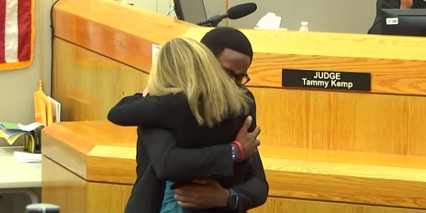 Teen stuns court – forgives brother's murderer: 'Give your life to Christ' - WND