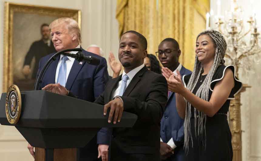 5 signs Black Americans are 'awakening' to break with Democrat Party and support Trump