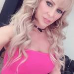 Caroline Jones Profile Picture