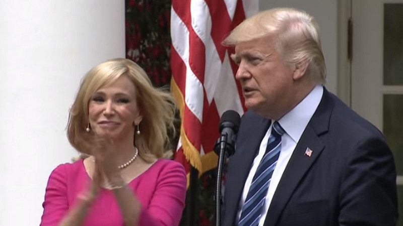 Paula White Claims to Have Gone to the Throne Room of Heaven Where She Saw the Face of God | Right Wing Watch