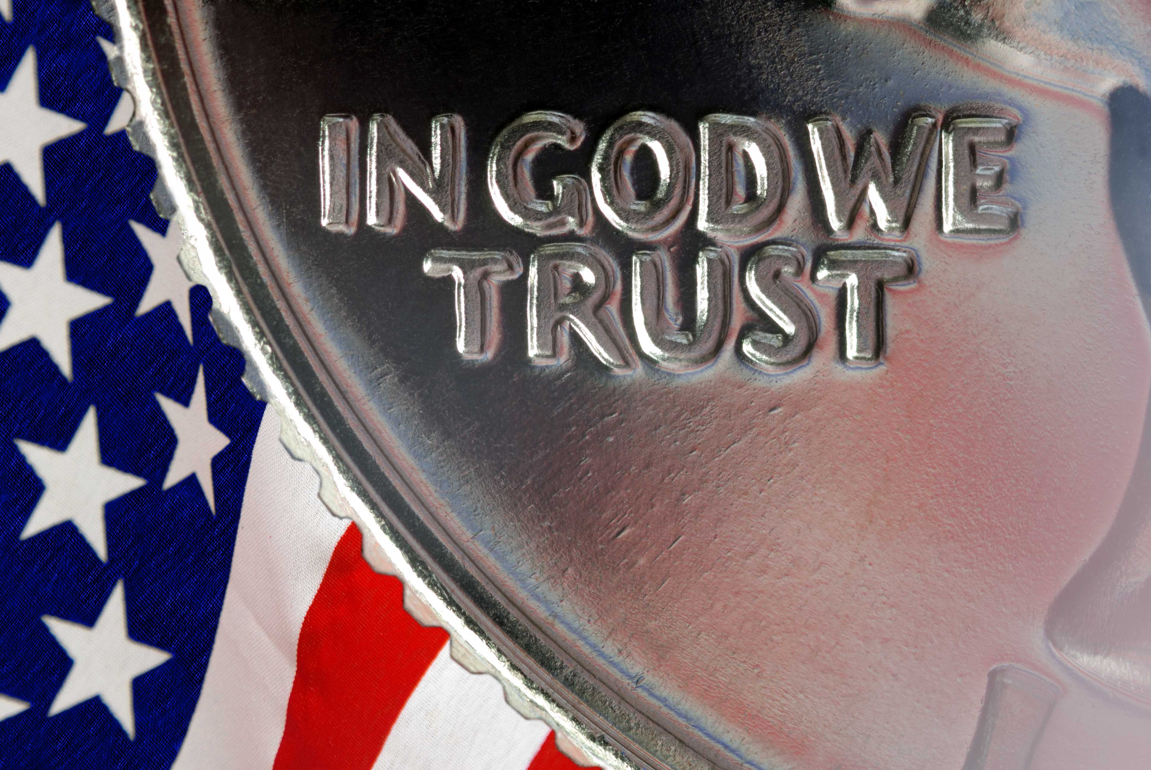 Слоган сша. Фото in God we Trust. In God we Trust Motto USA. Национальный девиз “in got we Trust. In God we Trust фото Скруджа.