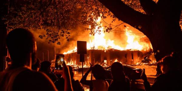 Minnesota governor activates National Guard after night of rioting and looting - TheBlaze