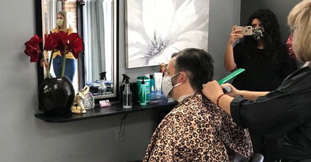 Ted Cruz Gets Haircut at Salon of Texas Woman Jailed for Reopening