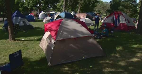 Minneapolis neighborhood vowed not to call police, now overrun by 300-person homeless camp - WND