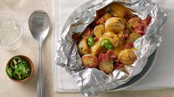 Cheesy Bacon Ranch Potato Foil Packs Recipe -