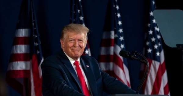 Rasmussen: Donald Trump Job Approval Bounces to 52 Percent