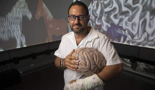 The Israeli scientist who is trying to hack the brain to create super senses - Israel News - Haaretz.com