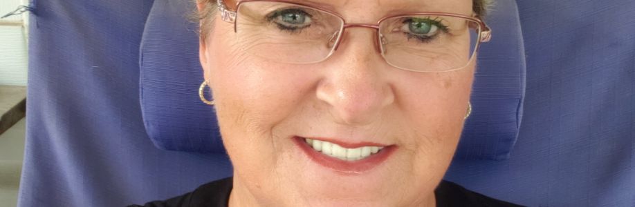 Connie0110 Cover Image