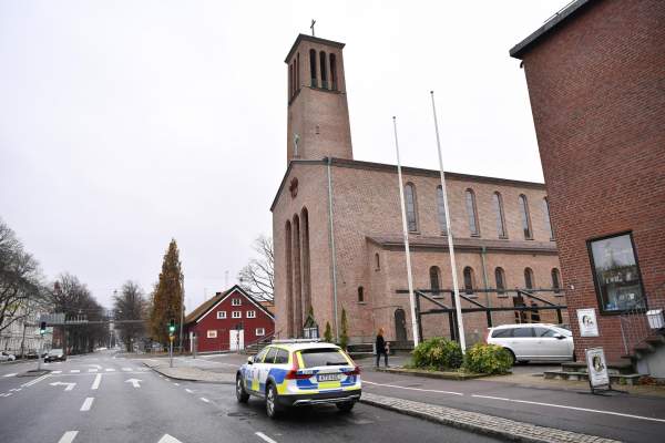 Katolska kyrkan vid Heden vandaliserad: ”Fruktansvärt” | GP