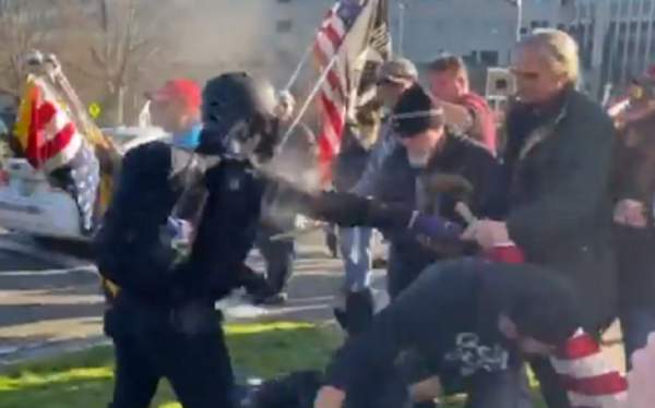 WATCH: Multiple Brawls Break Out Between Trump Supporters and Antifa in Olympia, Militant Leftist Puts Out Desperate Call for Backup on Twitter