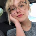 Joy Williams Profile Picture