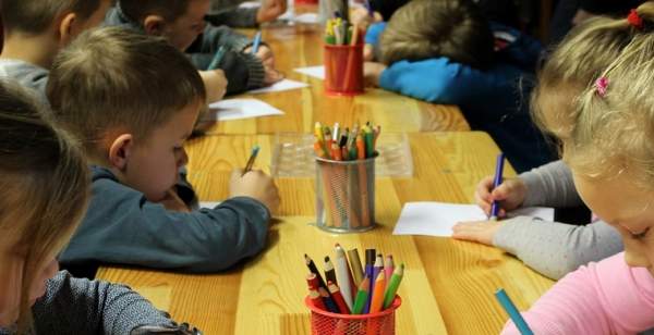 3rd graders forced to 'decontruct their racial identities' in class assignment