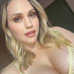 Samantha Lee Profile Picture