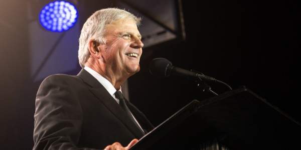 'I'm With Franklin!' Petition Launched to Defend Franklin Graham Against Left-wing Attack - Good News Christian NewsGood News Christian News