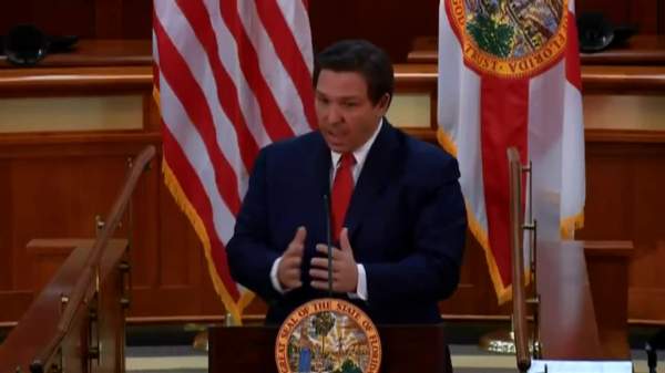 Gov. DeSantis Humiliates Reporters for Colluding With Dems on Hunter Biden Story