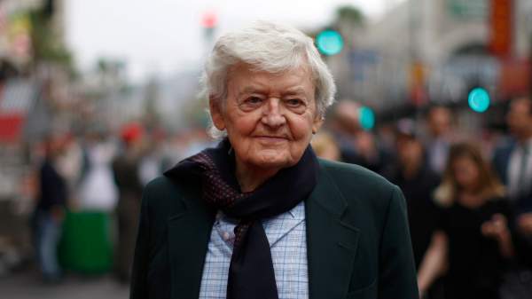 Hal Holbrook, Actor Acclaimed For His Portrayal Of Mark Twain, Dead At 95 | HuffPost