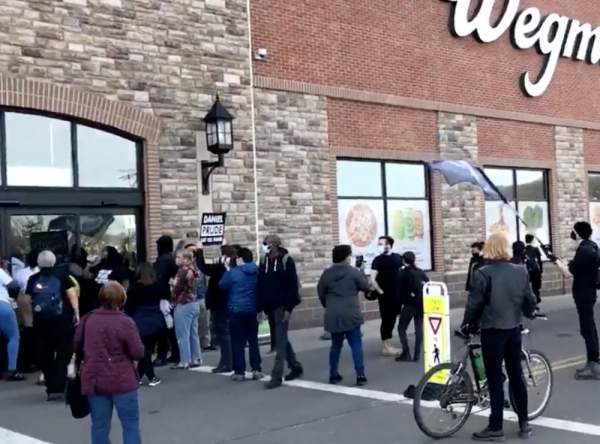 BLM Protestors Trap Customers Inside Grocery Store On Anniversary Of Daniel Prude's Death ⋆ 10z Viral
