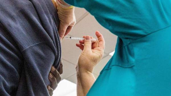 Over 100 fully vaccinated people contract COVID-19 in Washington state, officials say - ABC News
