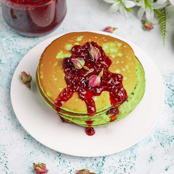 Matcha Pancakes | EveryVeganRecipe.com - 100% Plant-Based Recipes for All People