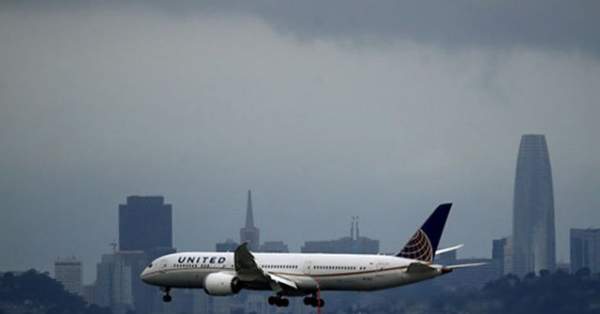Nolte: United Airlines Admits It Will No Longer Train Most Qualified Pilots
