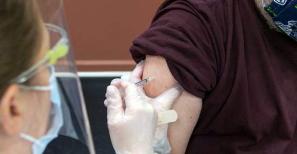 USA Today removes quote suggesting that vaccinated people may have higher levels of the virus and infect others | The BL