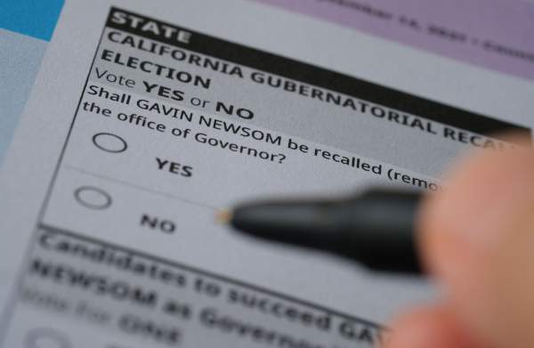 Lawsuit Argues Recall Process Violates Constitution by Excluding Newsom From Candidate List