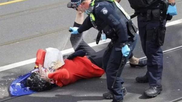 Australian police attempt to keep reporters from covering Covid-19 protests, back off after news outlet threatens legal challenge - Conservative News & Right Wing News | Gun Laws & Rights News Site