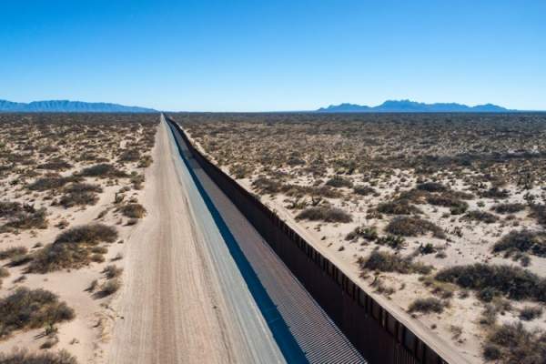 Reports: Cartels to Provoke Border Agents, Illegal-alien Invasion Could Provide Cover for Bioweapons Terrorism - The New American