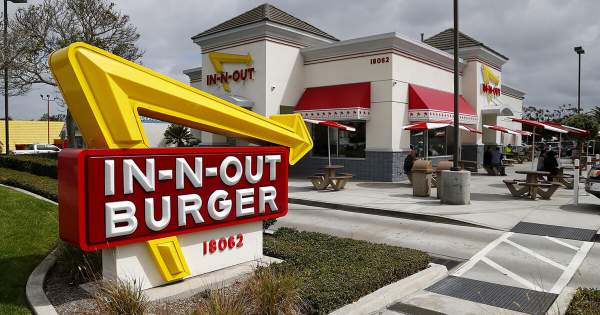 San Francisco Temporarily Closes In-N-Out for Not Enforcing Vaccine Mandate, Restaurant Fires Back