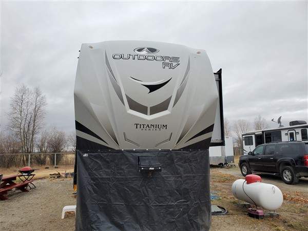 RV Camper Reliability & Longevity: A report on how my Outdoors RV 5th Wheel Trailer is holding up after 4 years of FULL TIME LIVING...