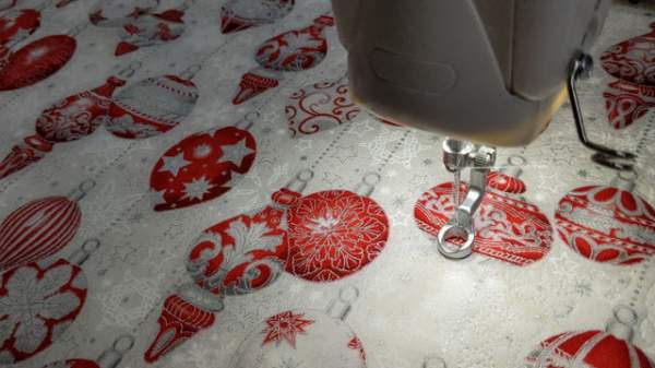 Longarm Sewing Machine, Short Operating Clip