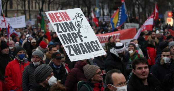 Austria Hiring People to “Hunt Down Vaccine Refusers” – Summit News