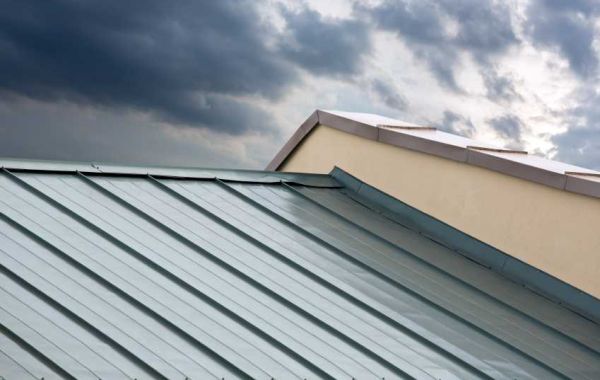 In comparison to shingle roofing metal roofing in Rochester New York offers a number of advantages the most notable of w