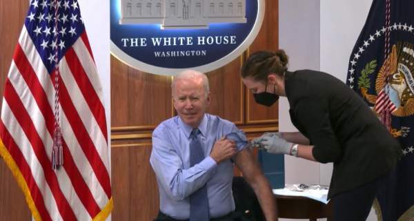 "I'm Not Sure Why I'm Doing it on Stage" - Biden Rolls Up His Sleeve, Gets 'Second Booster' Shot on Fake White House Set (VIDEO)