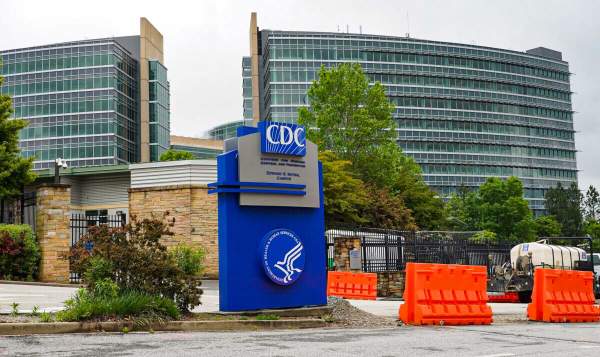 EXCLUSIVE: Hundreds of CDC Employees Haven’t Received a COVID-19 Vaccine