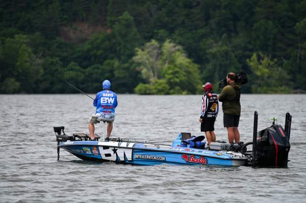 Mark Davis Leads Final Eight to Championship Round at MLF Bass Pro Tour General Tire Stage Five on Watts Bar Lake Presented by Covercraft | BassFIRST