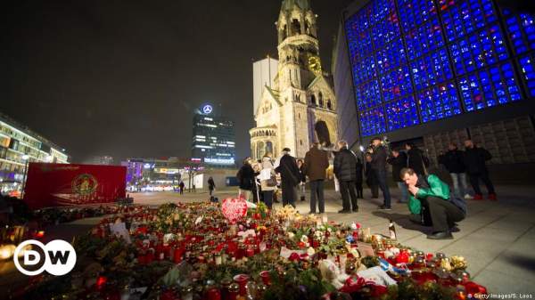 Berlin police accused of long delays after Christmas market terror attack | News | DW | 16.09.2017