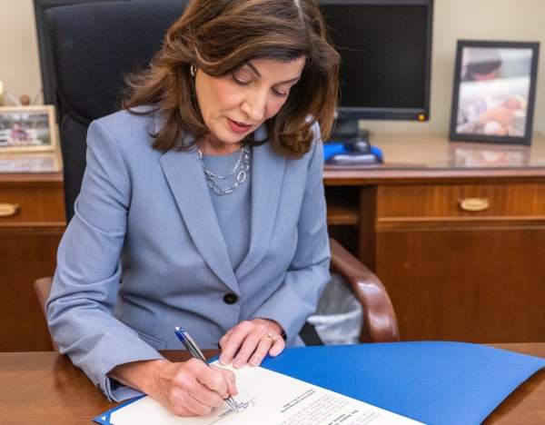 New York Governor Hochul Signs Law Limiting Concealed Carry of Firearms in "Sensitive" Locations Despite Supreme Court Ruling