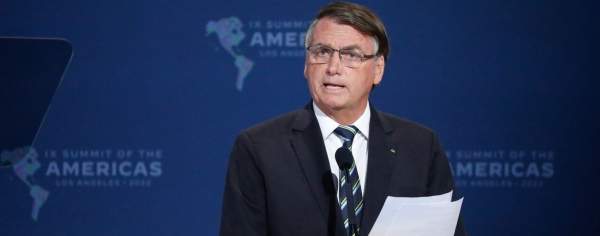 BOOM! Brazilian President Jair Bolsonaro DESTROYS Leonardo DiCaprio for tweet about Amazon Rainforest: You want to change the whole world, but never yourselves!