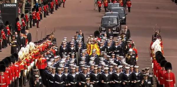 Today Britain Says Goodbye to Queen Elizabeth II and Looks into an Abyss of Uncertainty - LIVE VIDEO OF QUEEN'S FUNERAL
