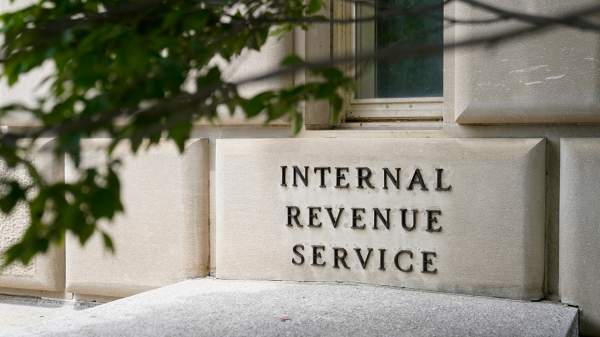 IRS reminds Americans to report all PayPal transactions amounting to $600 or more or face an audit - Rebel News
