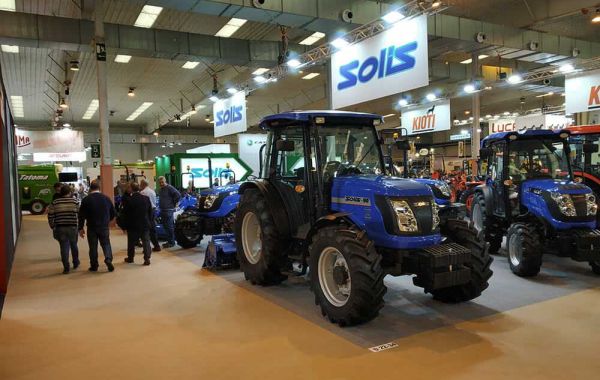 Benefits of Choosing Solis Compact Tractors