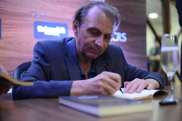 The Grand Mosque of Paris Sues Michel Houellebecq – Allah's Willing Executioners