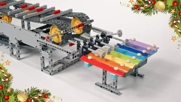 Clever Lego Build Plays Christmas Music – 1Funny.com