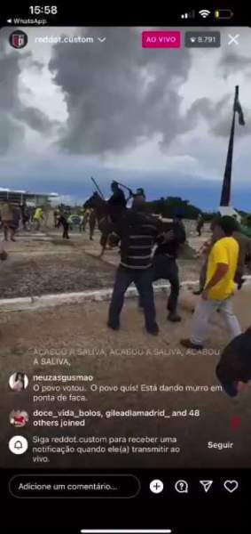 Brazil in English on GETTR : Protesters clash with the National Force.